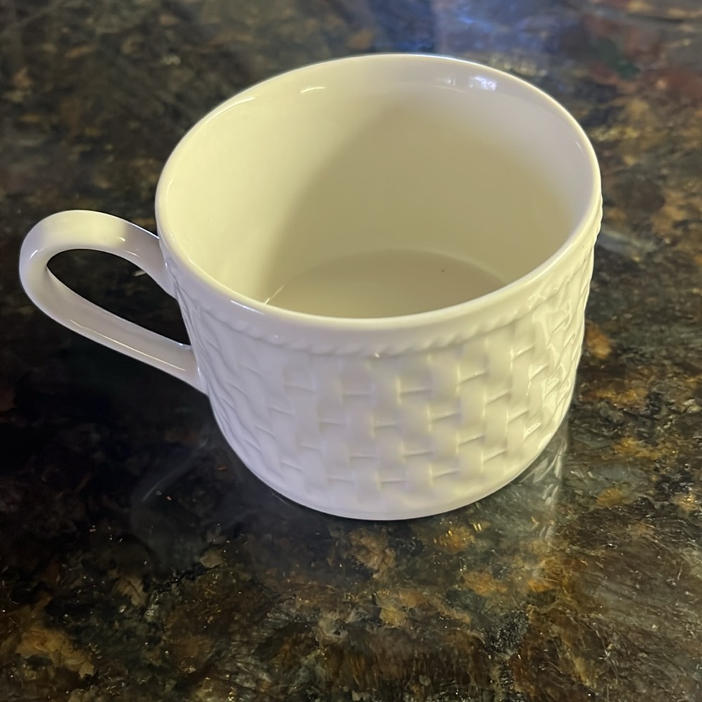 ONEIDA Westerly Basket Weave Demitasse Mugs Woven White Wicker 6 Cups, NIB - Picture 6 of 7